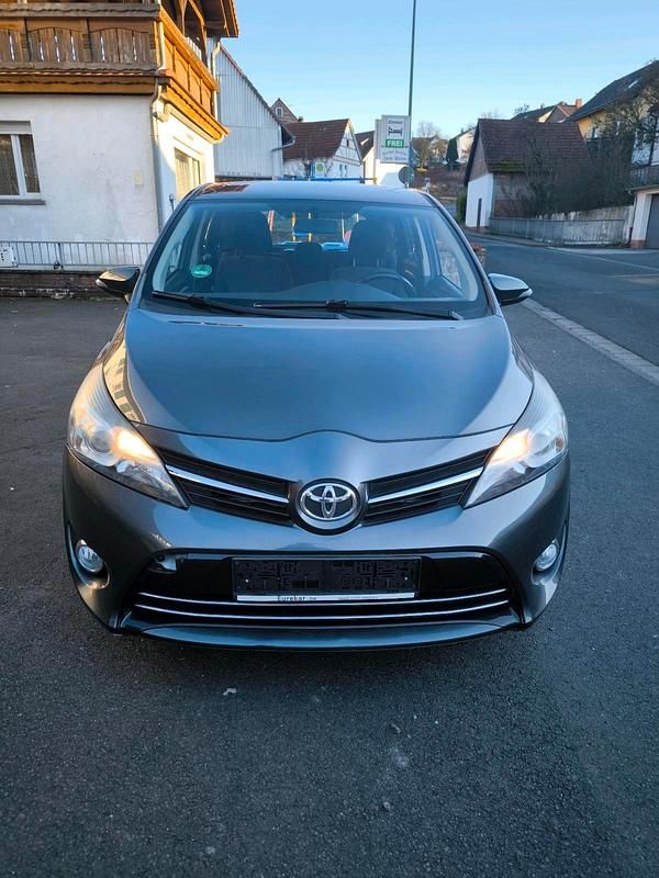 Gebraucht Toyota Verso 112 PS (82 kW) 2016 Van / Kleinbus