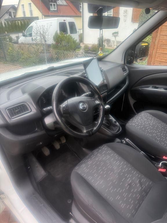 Second-hand Opel Combo Edition 90 CP (66 kW) 2012 Alb Monovolum