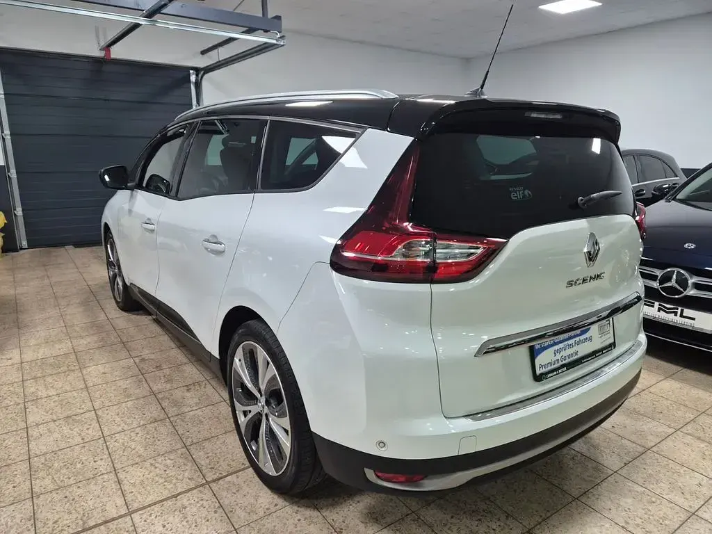 Gebraucht Renault Scenic E-Tech Intens 132 PS (97 kW) 2018 Weiß Van / Kleinbus