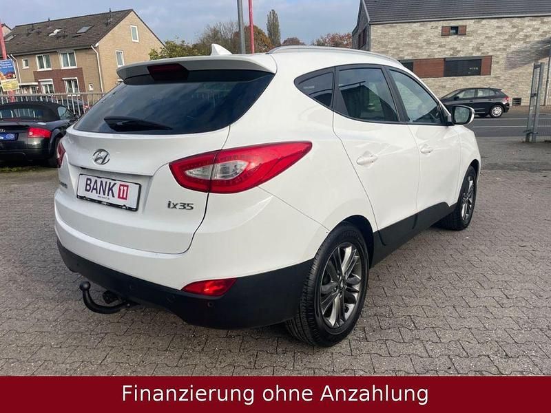 Gebraucht Hyundai ix35 Style 135 PS (99 kW) 2015 Weiß SUV