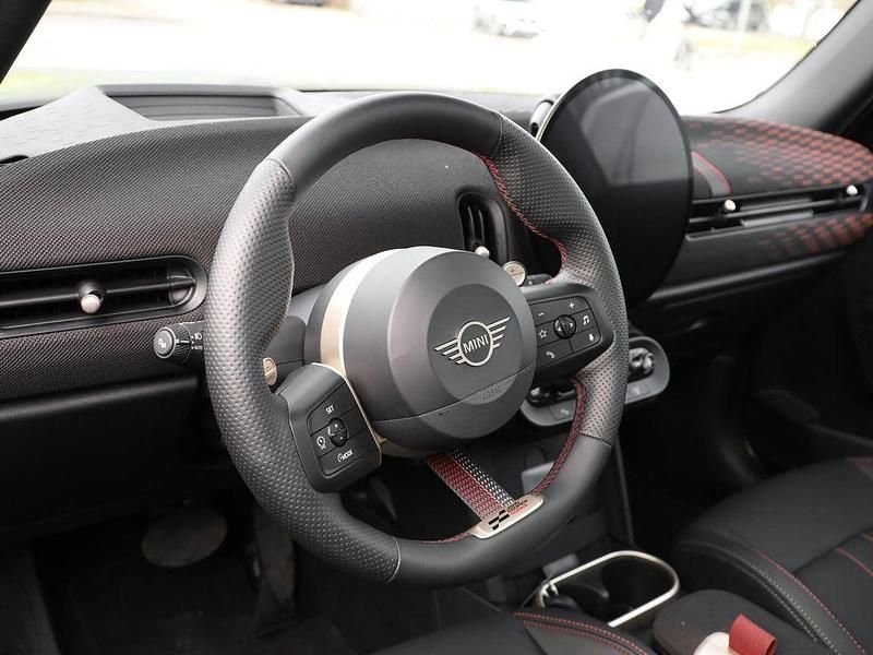 Gebraucht Mini Cooper 156 PS (114 kW) 2024 Schwarz Kleinwagen