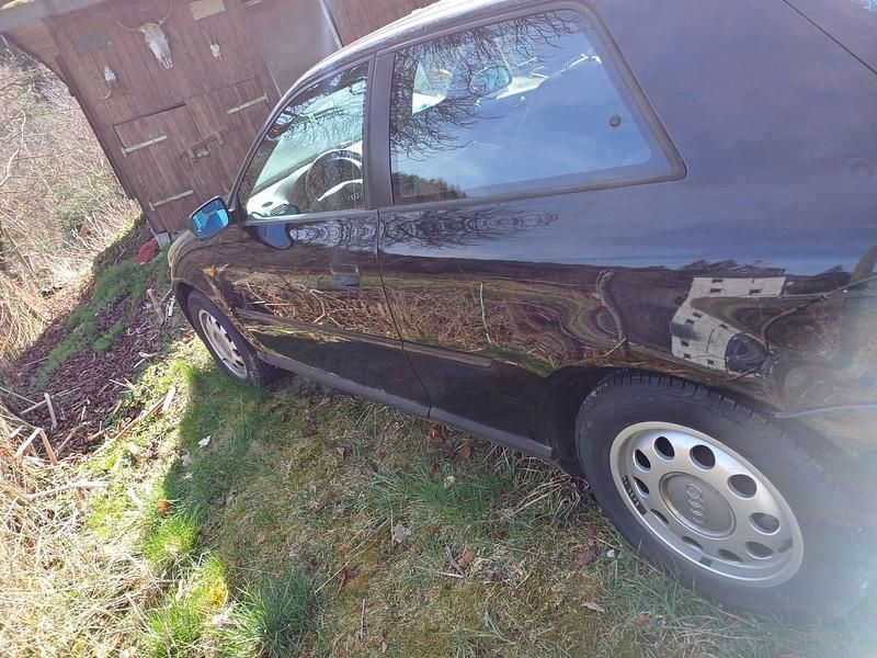 Gebraucht Audi A3 101 PS (74 kW) 1999 Blau Kleinwagen