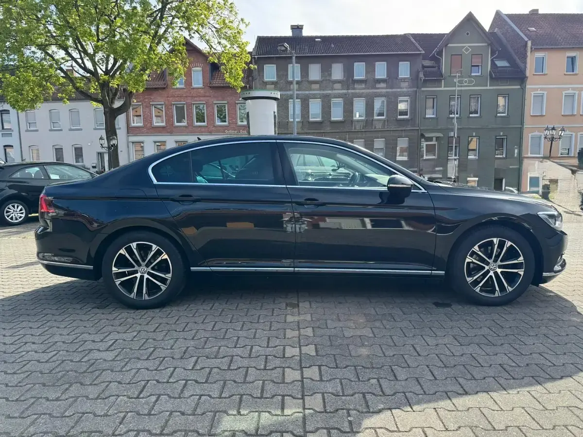 Gebraucht VW Passat Highline 190 PS (139 kW) 2015 Schwarz Limousine