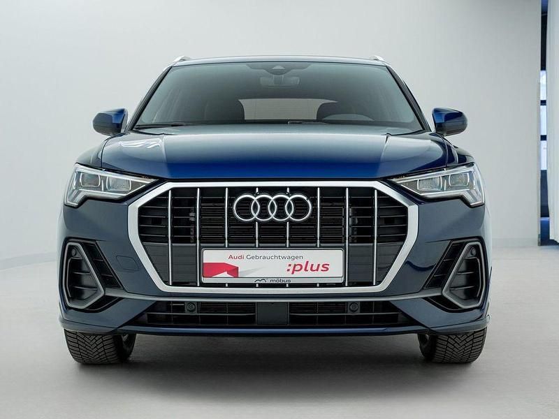 Gebraucht Audi Q3 S-Line 150 PS (110 kW) 2022 Navarrablau metallic SUV