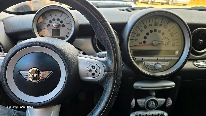 Gebraucht Mini Cooper 120 PS (88 kW) 2007 Gold Kleinwagen