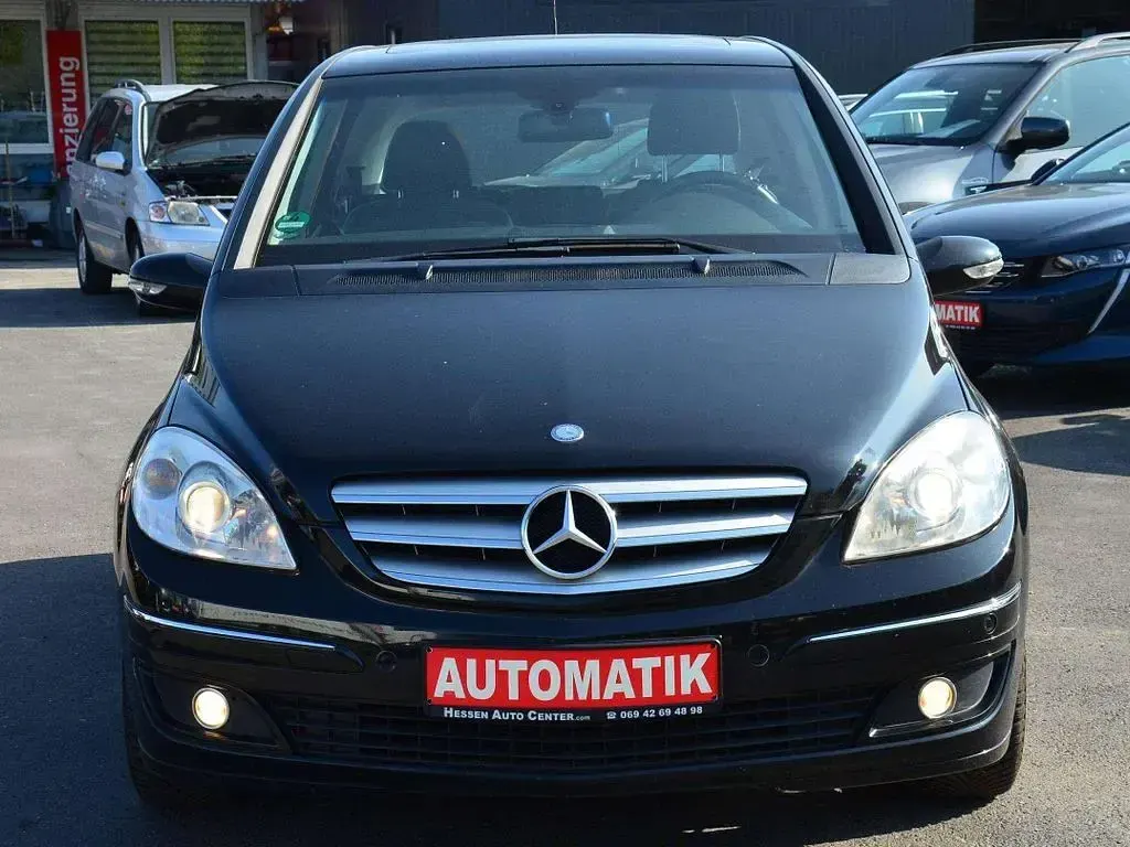 Gebraucht Mercedes B200 136 PS (100 kW) 2008 Schwarz Van / Kleinbus
