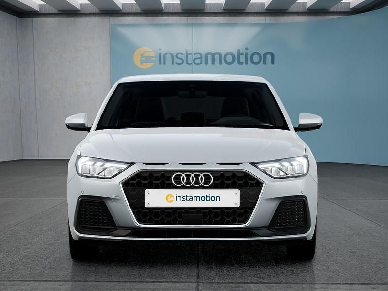 Weiß Gebraucht 2025 Audi A1 Sportback Kleinwagen | 23.049 € (Fairer Preis) - Bild 1/1