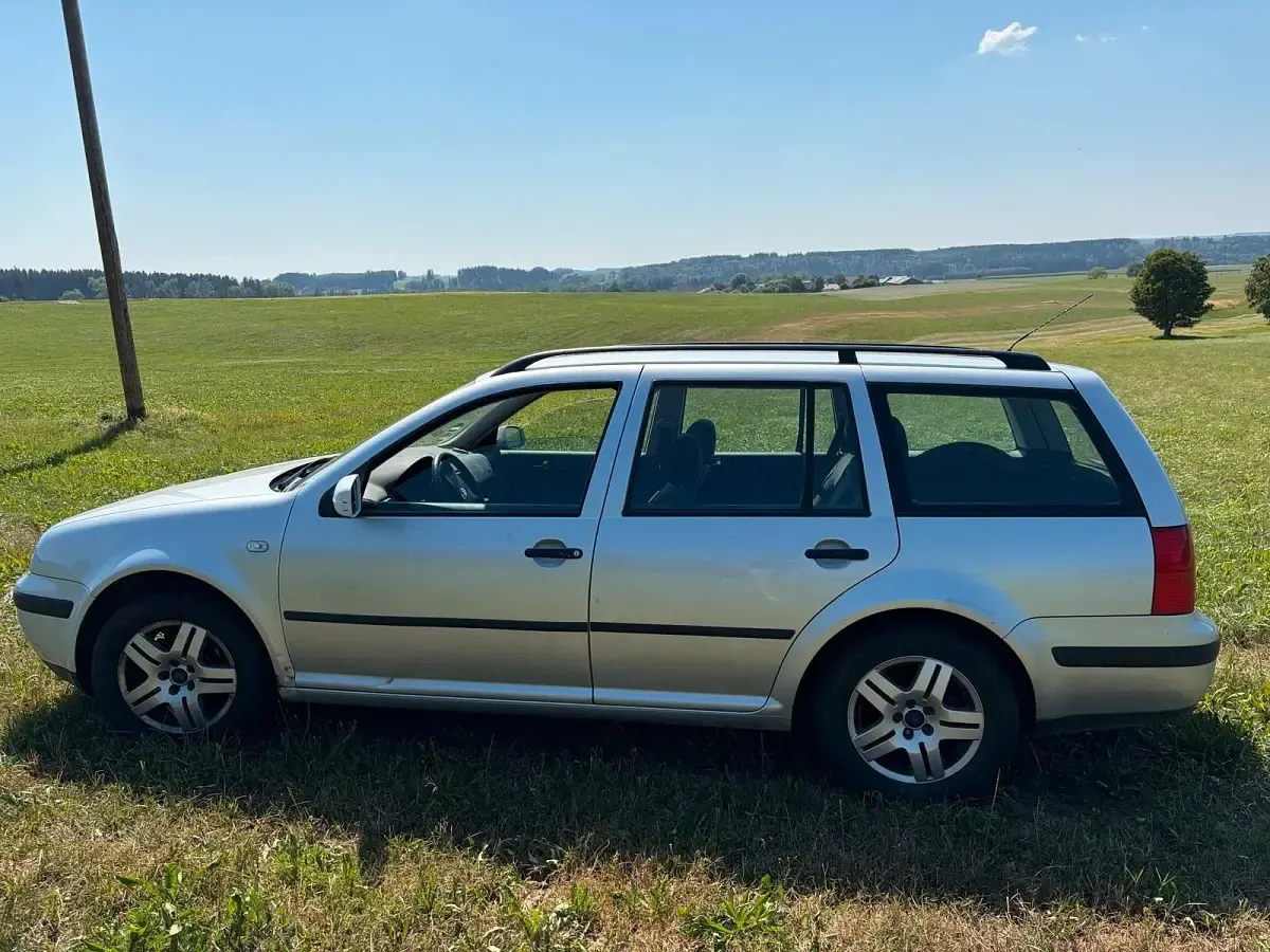 Gebraucht VW Golf IV 101 PS (74 kW) 2000 Silber Kombi