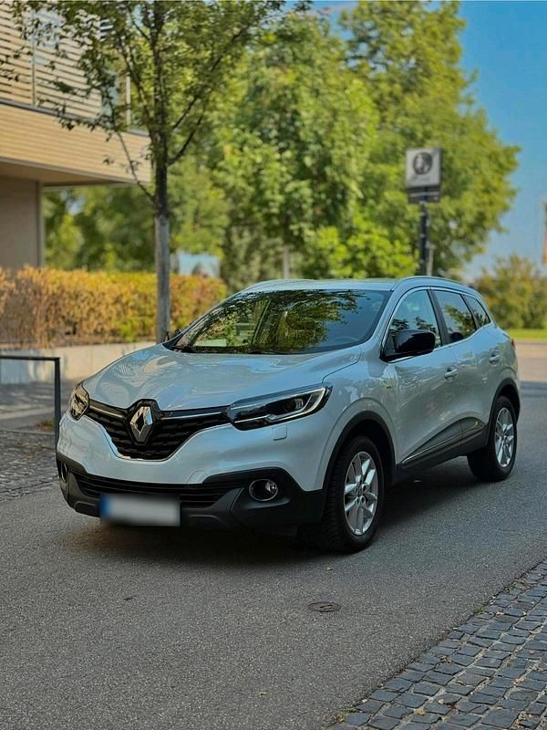 Gebraucht Renault Kadjar LIMITED 131 PS (96 kW) 2018 Weiß SUV