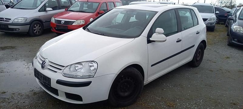 Weiß Gebraucht 2004 VW Golf V Kleinwagen | 1.850 € (Superpreis) - Bild 1/4