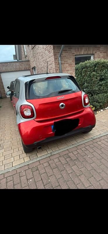Second-hand Smart ForFour 61 CP (44 kW) 2015 Roșu Hatchback