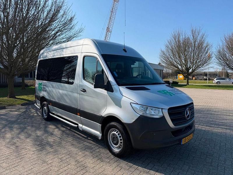 Gebraucht Mercedes Sprinter 114 PS (83 kW) 2018 Grau Van