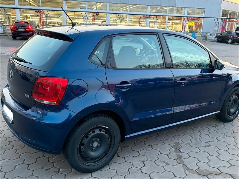Gebraucht VW Polo 105 PS (77 kW) 2010 Blau Kleinwagen