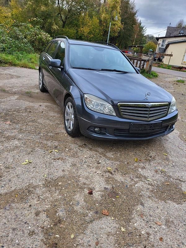 Gebraucht Mercedes C220 170 PS (125 kW) 2008 Grau Kombi
