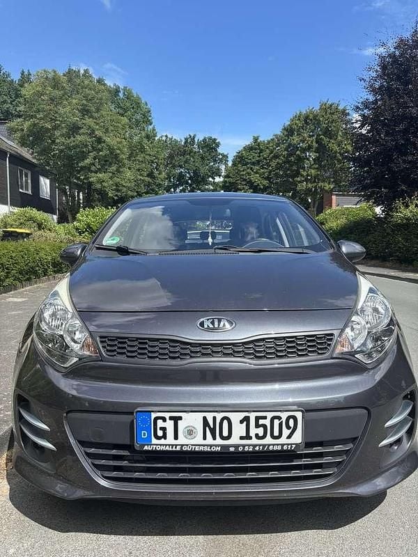 Gebraucht 2016 Kia Rio Spirit Limousine | 7.200 € (Fairer Preis) - Bild 1/4