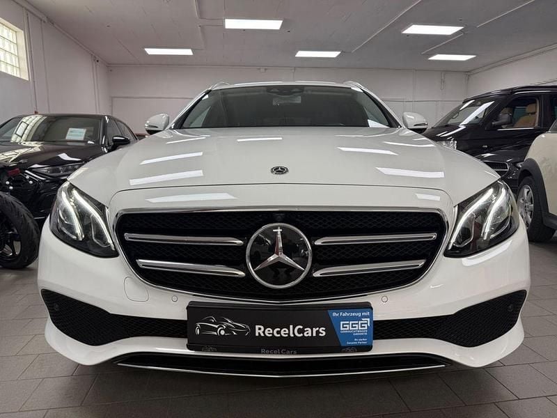 Gebraucht Mercedes E350 Avantgarde 286 PS (210 kW) 2019 Weiß Kombi
