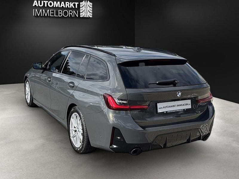 Gebraucht BMW 320 M Sport 190 PS (139 kW) 2023 Grau Limousine