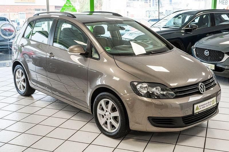 Braun Gebraucht 2009 VW Golf VI Comfortline Kleinwagen | 9.950 € (Teuer) - Bild 1/4