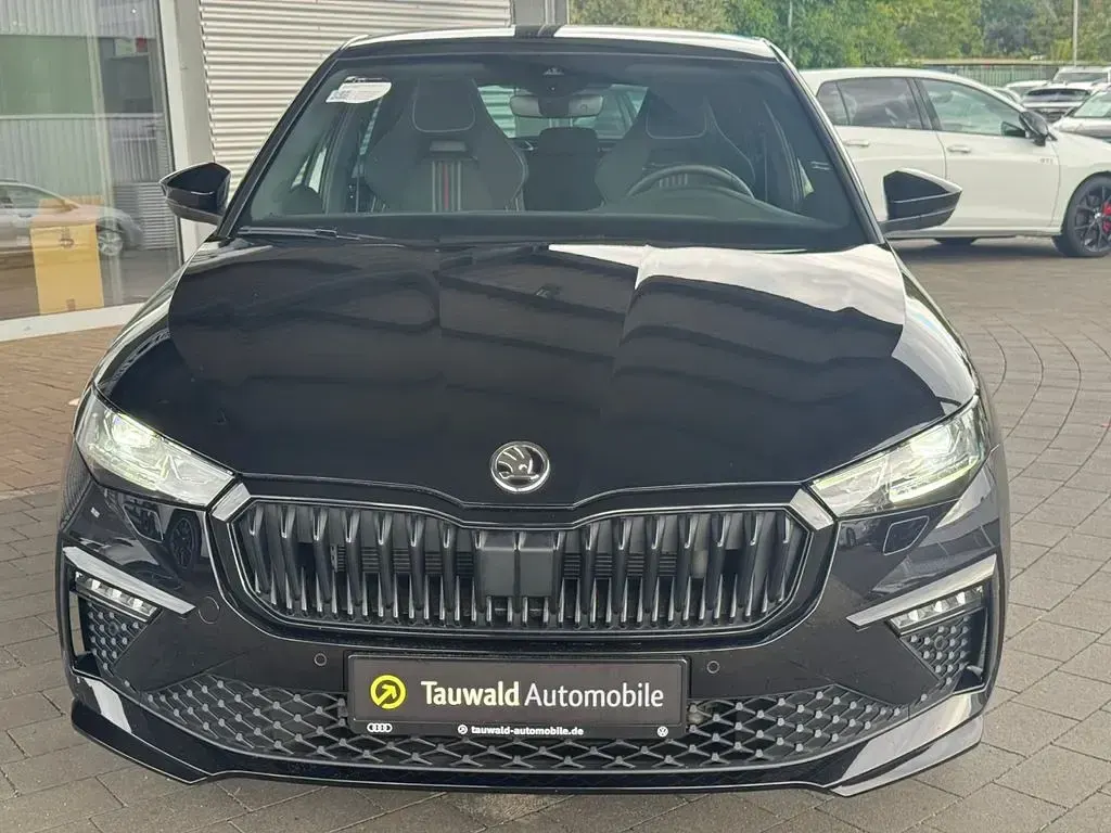 Gebraucht Skoda Scala Monte Carlo 150 PS (110 kW) 2025 Schwarz Kleinwagen