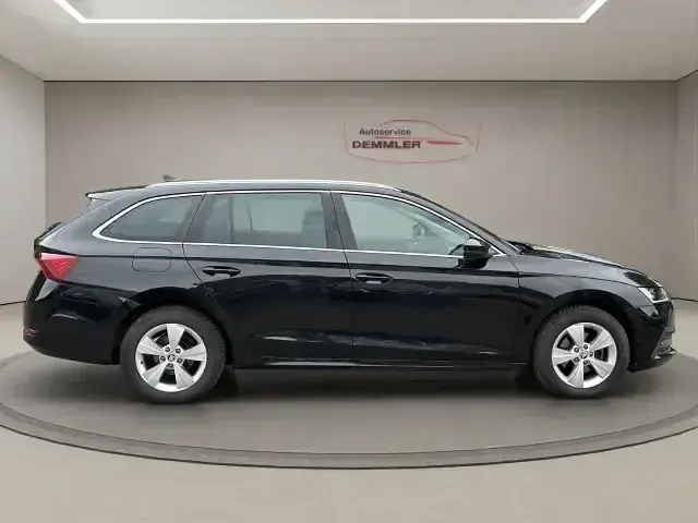 Gebraucht Skoda Octavia 116 PS (85 kW) 2021 Schwarz Kombi