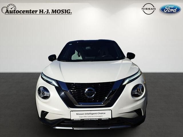 Gebraucht Nissan Juke 117 PS (86 kW) 2020 Weiß pearl white/black metallic SUV