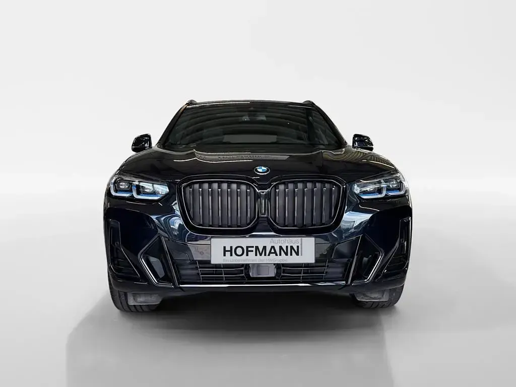 Gebraucht BMW X3 M Sport 190 PS (139 kW) 2023 Carbonschwarz metallic SUV