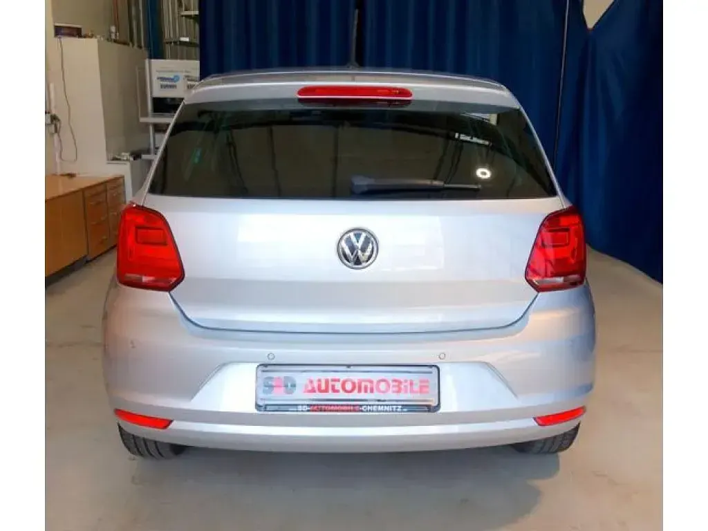 Używany VW Polo Allstar 75 KM (55 kW) 2017 Szary Sedan/Limuzyna
