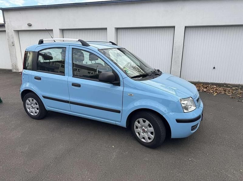 Blau Gebraucht 2011 Fiat Panda Dynamic Kleinwagen | 3.000 € (Fairer Preis) - Bild 1/4