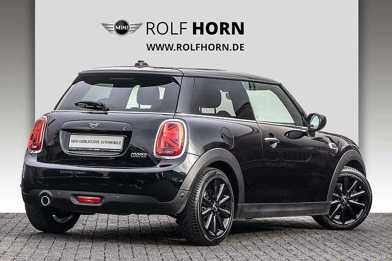 Gebraucht Mini Cooper Chili 136 PS (100 kW) 2021 Schwarz Kleinwagen