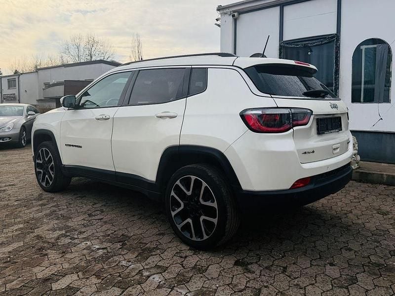 Gebraucht Jeep Compass Limited 170 PS (125 kW) 2018 Weiß SUV