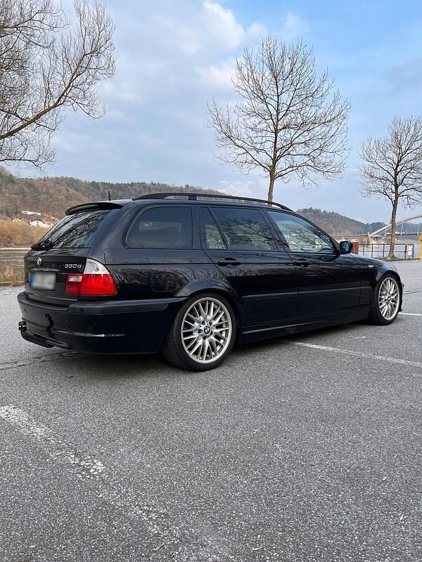 Gebraucht BMW 330 231 PS (169 kW) 2002 Schwarz Kombi