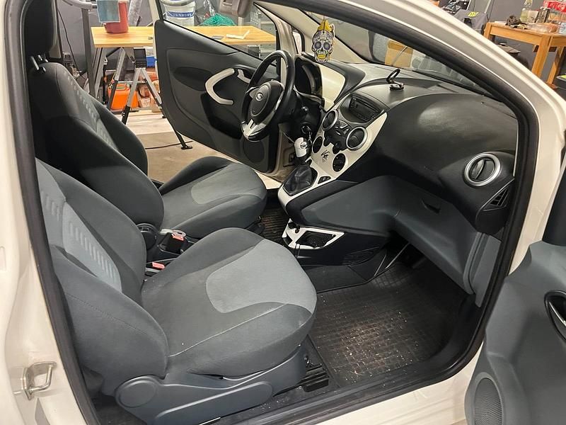 Second-hand Ford Ka 75 CP (55 kW) 2012 Alb Hatchback