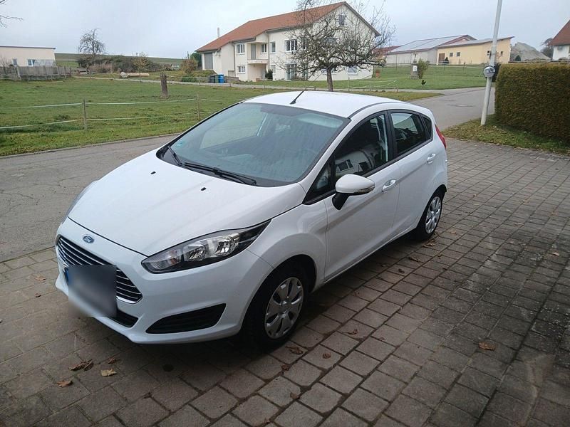 Weiß Gebraucht 2013 Ford Fiesta SYNC Edition Kleinwagen | 5.300 € (Guter Preis) - Bild 1/4