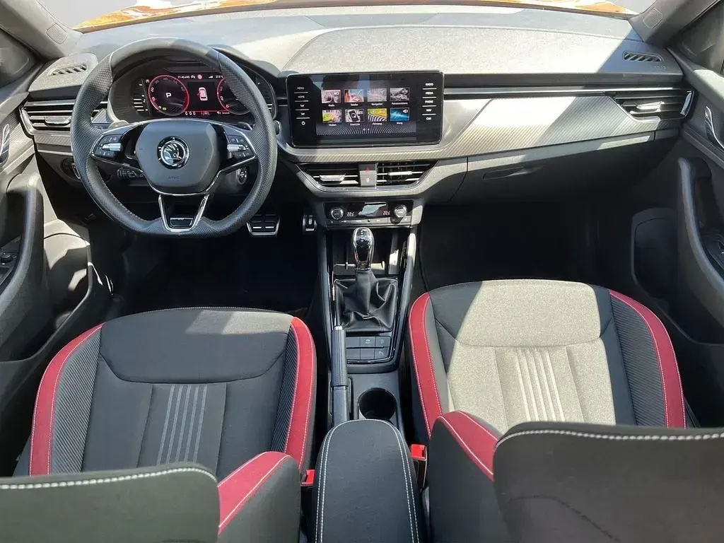 Gebraucht Skoda Kamiq Monte Carlo 150 PS (110 kW) 2023 Phoenixorange premium metallic (metallic) SUV