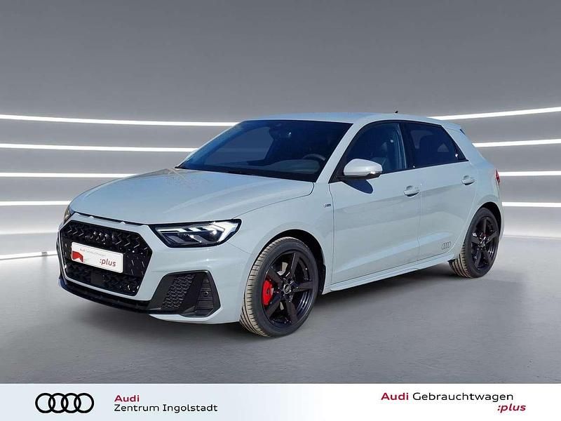 Pfeilgrau perleffekt Gebraucht 2025 Audi A1 Sportback S-Line Kleinwagen | 33.890 € (Fairer Preis) - Bild 1/3