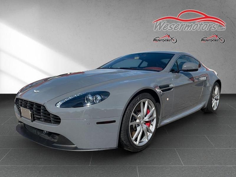 Grau Gebraucht 2014 Aston Martin V8 Vantage Coupé | 65.900 € (Superpreis) - Bild 1/4