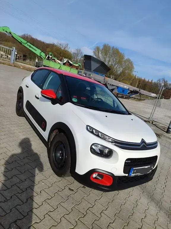 Gebraucht Citroën C3 PureTech 110 PS (80 kW) 2017 Weiß Limousine