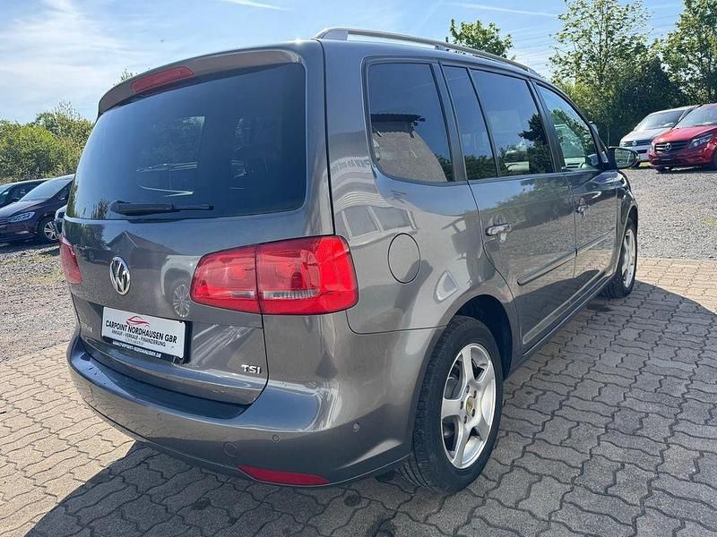 Gebraucht VW Touran Style 140 PS (102 kW) 2012 Grau Van / Kleinbus