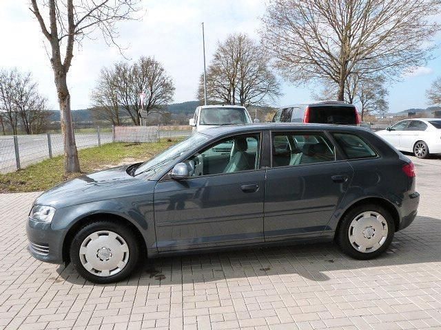 Gebraucht Audi A3 125 PS (91 kW) 2009 Grau Kleinwagen