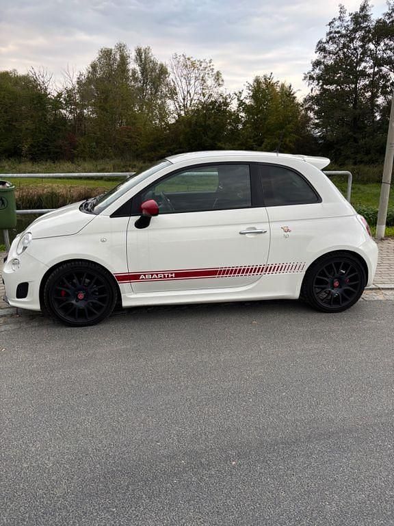 Gebraucht Abarth 595 160 PS (117 kW) 2015 Weiß Kleinwagen