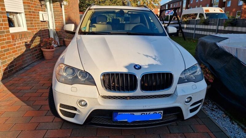 Weiß Gebraucht 2012 BMW X5 Sport Line SUV | 10.500 € (Guter Preis) - Bild 1/4
