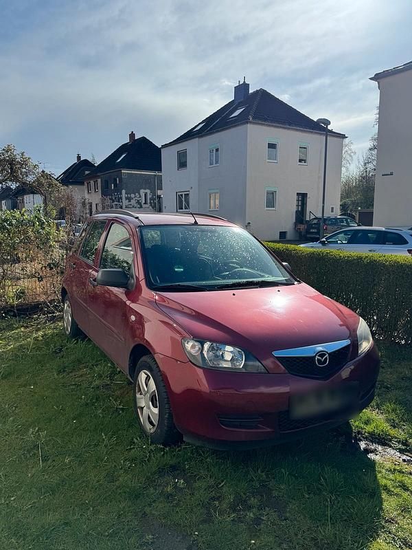 Second-hand Mazda 2 2003 Roșu Hatchback