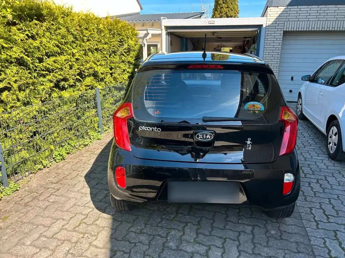 Gebraucht Kia Picanto Edition 7 69 PS (50 kW) 2011 Schwarz Kleinwagen