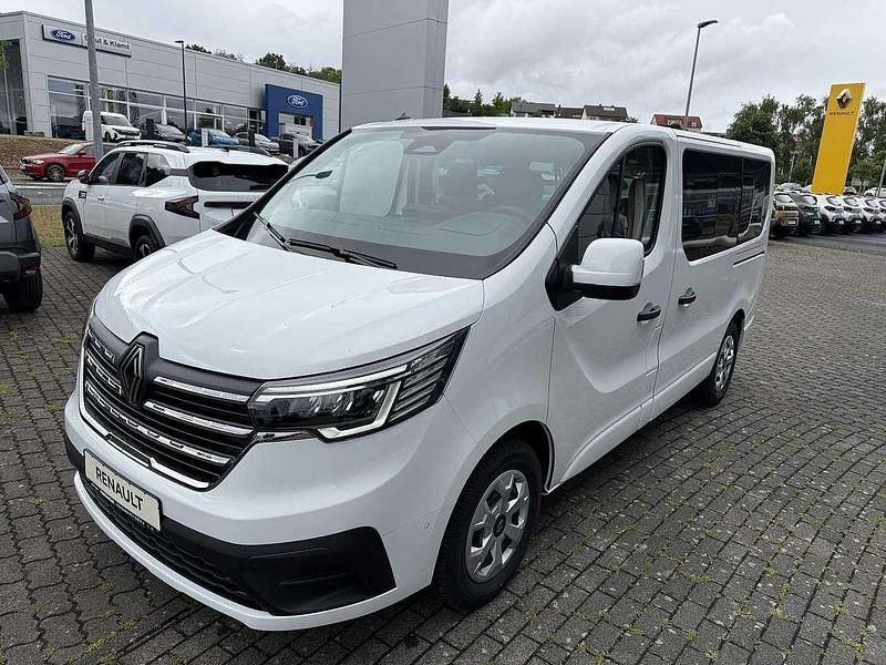 Neu Renault Trafic Evolution 150 PS (110 kW) 2025 Arktis weiß Van / Kleinbus