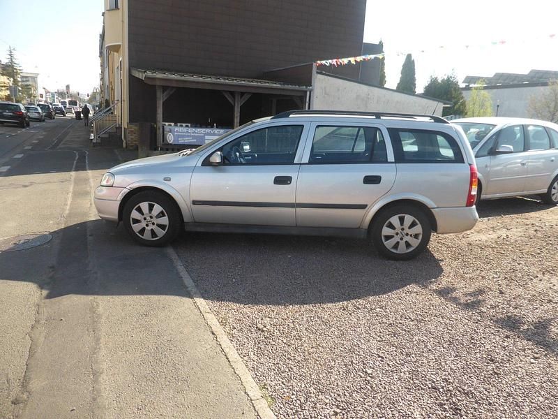 Gebraucht Opel Astra Elegance 120 PS (88 kW) 2002 Silber Kombi