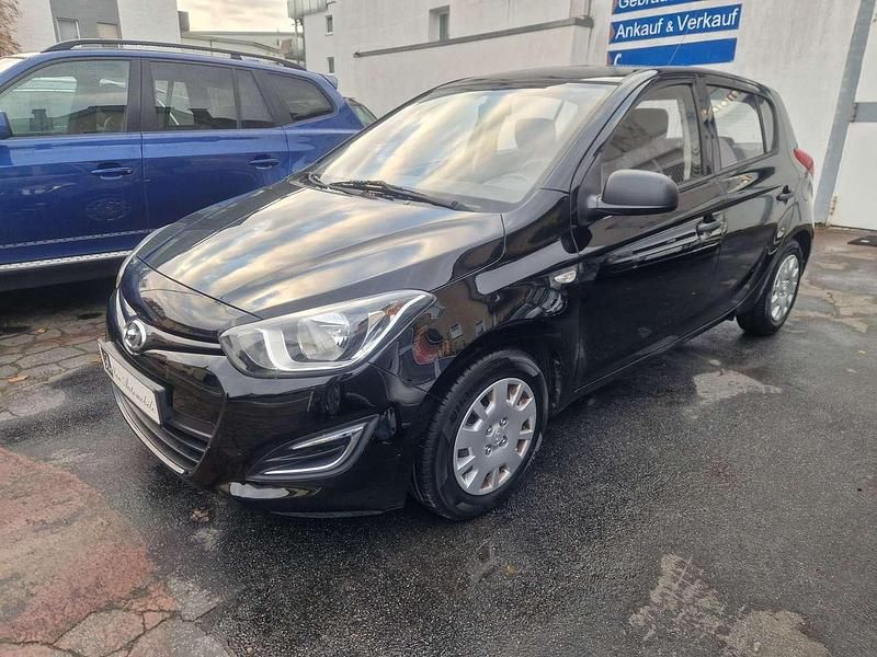 Black diamond / mic Gebraucht 2014 Hyundai i20 Edition Kleinwagen | 4.799 € (Fairer Preis) - Bild 1/4