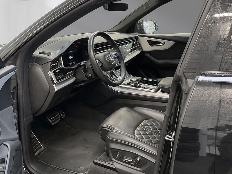 Gebraucht Audi Q8 Ambiente 340 PS (250 kW) 2022 Mythosschwarz metallic SUV