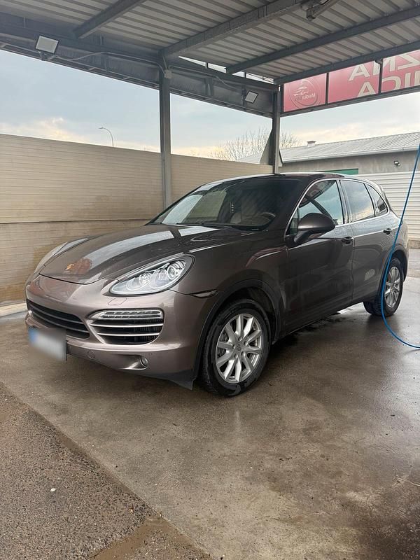 Gebraucht Porsche Cayenne 245 PS (180 kW) 2012 Braun SUV