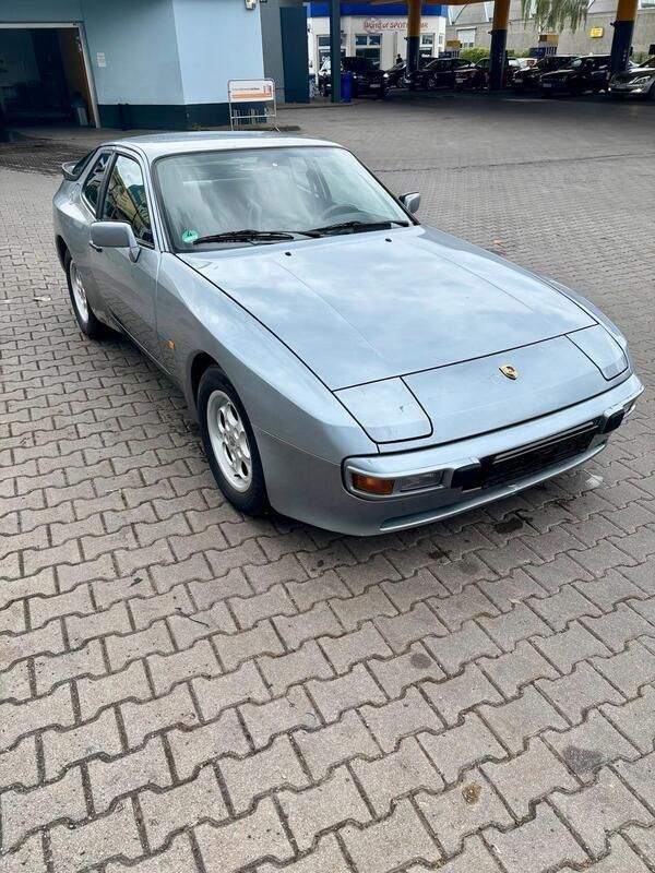 Grau Gebraucht 1985 Porsche 944 Coupé | 13.999 € - Bild 1/4