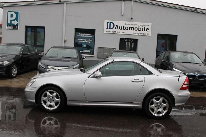 Gebraucht Mercedes SLK200 Edition 163 PS (119 kW) 2003 Silber Cabrio
